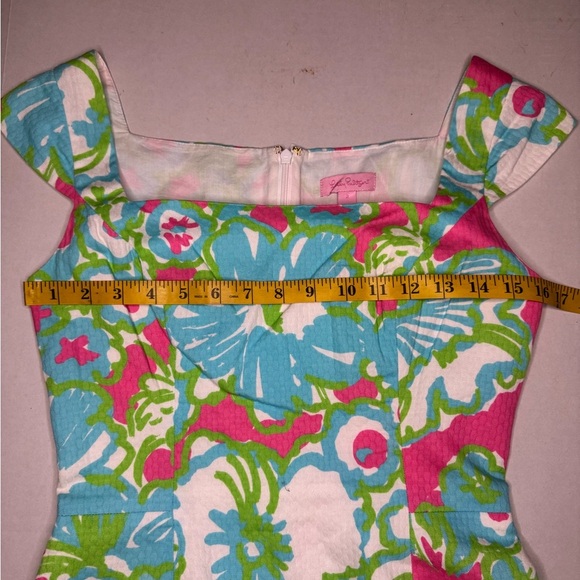 Lilly Pulitzer Floral Sleeveless Dress in Pink and Blue Size 2. - Picture 13 of 14